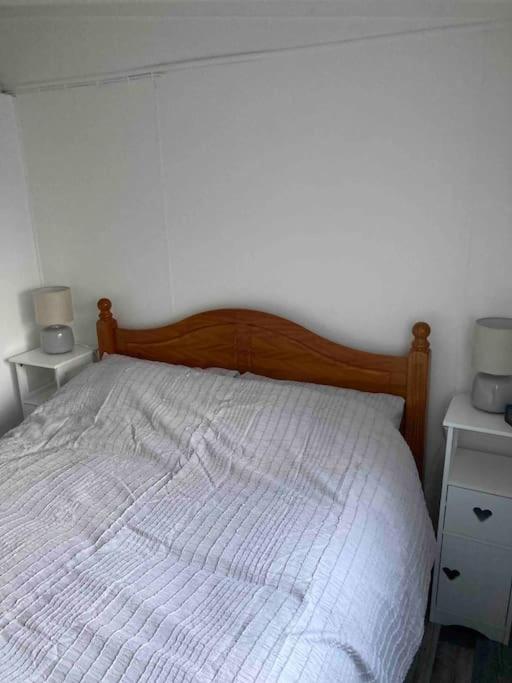 Cwtch Cymru Lodge 7F Caer Beris Holiday Lodge Park بيلث ويلز المظهر الخارجي الصورة